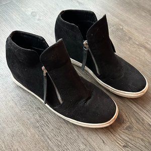 Black Madden Girl (Steve Madden) Zipper Slip-on Fashion Sneakers Suede Shoes 9.5